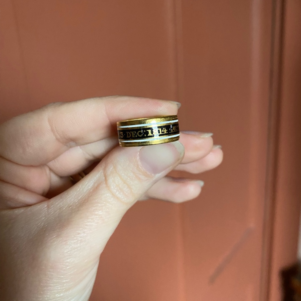Two 18k Mourning Rings - Picture 5 of 13